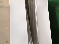 聚四氟乙烯板在制造業(yè)中的突出應(yīng)用